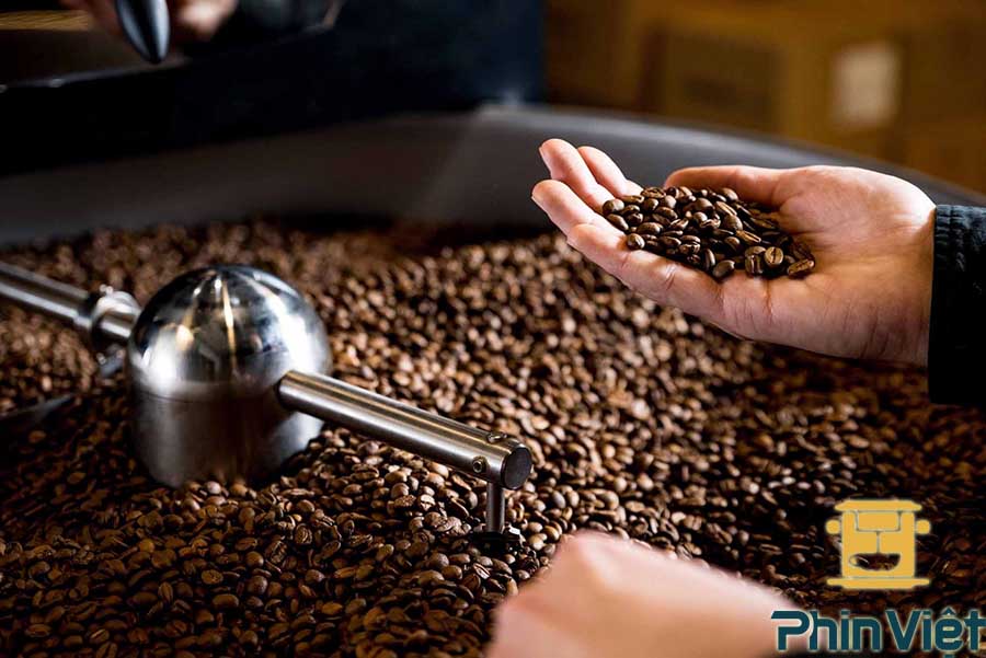 Kỹ thuật rang cà phê – Bí quyết để có một ly cà phê “đúng-chất, đúng-điệu” kỹ thuật rang cà phê