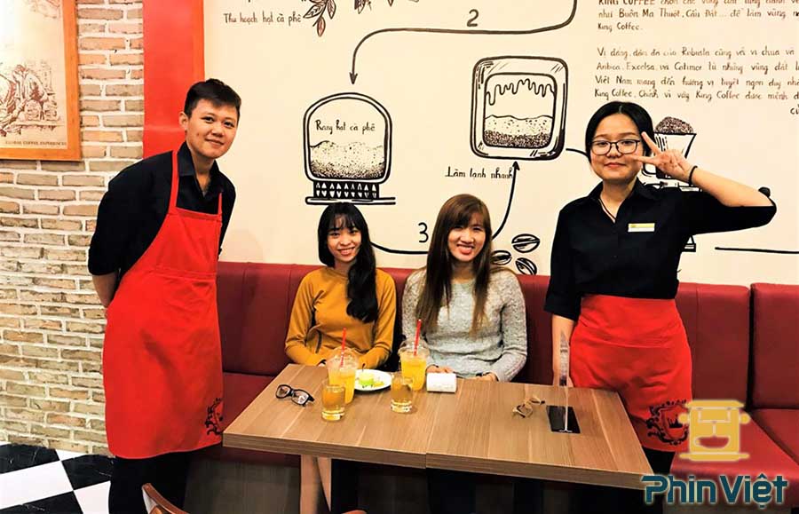 9 Quy tắc quản lý nhân viên cho quán cà phê hiệu quả Xem nhân viên là khách hàng nội bộ của bạn