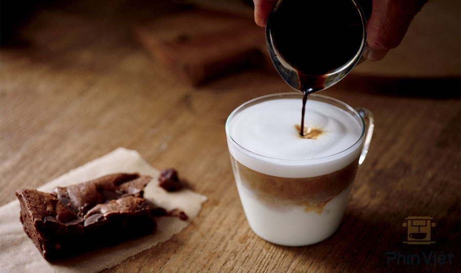 15 công thức đồ uống sử dụng máy pha cà phê GEMILAI CRM-3605 Caramel Macchiato