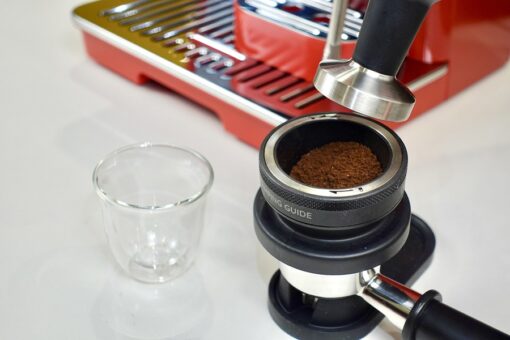 Máy pha cà phê De’Longhi La Specialista Arte EC9155.RD – Sắc đỏ nổi bật, nghệ thuật barista tại nhà