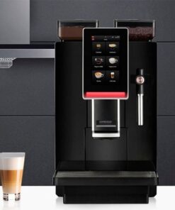 Máy Pha Cà Phê Tự Động Dr.Coffee Minibar S1-B – Thư Giãn Chuẩn Ý Tại Vũng Tàu ☕ 🌅 Một buổi chiều yên bình tại Vũng Tàu, bạn ngồi bên cửa sổ, nhấm nháp ly latte béo ngậy từ Dr.Coffee Minibar S1-B. Chỉ một nút chạm trên màn hình 7 inch, hương cà phê Ý lan tỏa, mang đến khoảnh khắc thư giãn tuyệt đối. Chiếc máy tự động này là người bạn đồng hành hoàn hảo cho gia đình, văn phòng, hoặc quán nhỏ tại Bà Rịa, Phú Mỹ. Ghé 102A Lê Hồng Phong để cảm nhận sự tiện lợi ngay hôm nay 😍! Chức Năng Chính Của Dr.Coffee Minibar S1-B – Tự Động, Đa Dạng 🌟 Dr.Coffee Minibar S1-B mang đến trải nghiệm cà phê chuyên nghiệp mà không cần kỹ năng barista. Với thiết kế hiện đại và công nghệ tiên tiến, máy có các tính năng nổi bật: Màn hình cảm ứng 7 inch: Giao diện thân thiện, chọn 24 công thức đồ uống như espresso, cappuccino, latte chỉ trong tích tắc ☕. Nồi hơi kép: Nồi hơi 0.5L cho pha cà phê và 0.7L cho hơi nước, đảm bảo nhiệt độ ổn định, pha 30-50 ly/giờ. Cối xay gốm: 9 mức điều chỉnh, chiết xuất chính xác, giữ trọn hương vị cà phê hạt tươi. Hệ thống đánh sữa tự động: Tạo bọt sữa mịn, lý tưởng cho cappuccino và latte art. Bình chứa tiện lợi: Bình nước 2L, ngăn hạt cà phê 250g, đáp ứng nhu cầu gia đình hoặc văn phòng nhỏ. Tự làm sạch: Hệ thống vệ sinh tự động, giảm công sức bảo trì. Với kích thước nhỏ gọn (345 x 540 x 420 mm, 17kg), công suất 1500W, và thiết kế đen bóng sang trọng, Minibar S1-B là điểm nhấn tinh tế cho không gian tại KCN Phú Mỹ, Đông Xuyên. Ưu Điểm Nổi Bật Của Dr.Coffee Minibar S1-B 🔥 Điều gì khiến Dr.Coffee Minibar S1-B được yêu thích tại Vũng Tàu? Tự động hóa hoàn toàn: Từ xay hạt, pha chế đến đánh sữa, chỉ một nút chạm cho ly cà phê hoàn hảo trong 30-60 giây. Đa dạng lựa chọn: 24 công thức đồ uống, từ espresso đậm đà đến latte dịu nhẹ, phục vụ mọi khẩu vị. Chất lượng chuẩn Ý: Nồi hơi kép và cối xay gốm tạo lớp crema óng ánh, hương vị đồng đều. Nhỏ gọn, tinh tế: Phù hợp căn bếp gia đình, văn phòng, hoặc quầy pha chế nhỏ tại Bà Rịa, Phú Mỹ. Thân thiện người dùng: Màn hình cảm ứng dễ thao tác, không cần kinh nghiệm pha chế. Tiết kiệm thời gian: Tự làm sạch, khay nhỏ giọt tháo rời, phù hợp nhịp sống hiện đại. Câu Chuyện Cà Phê Tại 102A Lê Hồng Phong 😍 Một buổi chiều mát mẻ tại 102A Lê Hồng Phong, chị Hoa, freelancer từ Bà Rịa, ngồi nhâm nhi ly macchiato từ Dr.Coffee Minibar S1-B. “Chỉ nhấn nút, máy tự làm mọi thứ, mình có thời gian đọc sách và thư giãn,” chị chia sẻ. Anh Tâm, chủ homestay ở Phú Mỹ, cười tươi: “Khách ở homestay mê ly cappuccino từ máy này, nói là ngon như quán lớn!” Tại 102A, mọi người quây quần, từ freelancer đến chủ homestay, cùng thử các công thức trên Minibar S1-B, trò chuyện về cà phê và cuộc sống. Bạn muốn tạo nên khoảnh khắc thư giãn như thế? Ghé 102A Lê Hồng Phong để trải nghiệm nhé! Trải Nghiệm Dr.Coffee Minibar S1-B – Cà Phê Dễ Dàng, Chuẩn Vị ☕ Dr.Coffee Minibar S1-B biến việc pha cà phê thành niềm vui mỗi ngày. Màn hình cảm ứng 7 inch sáng rõ, dẫn bạn qua 24 công thức chỉ bằng một chạm. Tiếng cối xay gốm kêu nhẹ, mùi cà phê tươi lan tỏa, và bọt sữa mịn từ hệ thống tự động làm bạn ngỡ đang ở quán Ý. Nồi hơi kép đảm bảo nhiệt độ ổn định, cho ly espresso với crema vàng óng hay latte béo ngậy, hoàn hảo trong 30-60 giây. Bình nước 2L và ngăn hạt 250g phục vụ 30-50 ly/giờ, lý tưởng cho gia đình, văn phòng, hoặc quán nhỏ tại Vũng Tàu. Hệ thống tự làm sạch và khay nhỏ giọt tháo rời giúp bạn tiết kiệm thời gian, tập trung vào thưởng thức. Thiết kế đen bóng, nhỏ gọn làm nổi bật mọi không gian. Lý Do Chọn Dr.Coffee Minibar S1-B – Cà Phê Ý Trong Tầm Tay 🔝 Tại sao Dr.Coffee Minibar S1-B là lựa chọn tuyệt vời tại Vũng Tàu? Tiện lợi tối ưu: Tự động từ xay đến đánh sữa, phù hợp người bận rộn hoặc không rành pha chế. Đa dạng đồ uống: 24 công thức, từ espresso đến macchiato, phục vụ mọi sở thích. Chất lượng cao: Nồi hơi kép, cối xay gốm, hương vị chuẩn quán cà phê. Đầu tư hợp lý: Giá ~20-25 triệu, bền bỉ, tiết kiệm chi phí mua cà phê ngoài. Gắn kết cộng đồng: Mua tại 102A, tham gia cộng đồng đam mê cà phê Vũng Tàu. So với **Dr.Coffee C12-B** (15 đồ uống, bình nước 1.5L), Minibar S1-B vượt trội với 24 đồ uống, nồi hơi kép, công suất 30-50 ly/giờ. So với **Dr.Coffee M12 Big Plus** (màn hình 10.1", bình 8L, 100 ly/ngày), Minibar S1-B nhỏ gọn, giá thấp hơn (~20-25 triệu vs. ~50-55 triệu), phù hợp không gian nhỏ. So với **LaCimbali M21 Junior S/1** (bán tự động, 1 group), Minibar S1-B tự động, dễ dùng hơn. So với **Carimali Nimble E2 Black** (bán tự động, 2 group, 90-120 ly/giờ), Minibar S1-B tiện lợi, giá thấp hơn (~20-25 triệu vs. ~80-90 triệu). Tham Gia Cộng Đồng Cà Phê Vũng Tàu 👉 Dr.Coffee Minibar S1-B là chìa khóa để mang cà phê Ý vào những khoảnh khắc thư giãn tại Vũng Tàu. Ghé 102A Lê Hồng Phong để thử pha ly latte chuẩn vị, và tham gia cộng đồng tại Máy Cà Phê Vũng Tàu. Chia sẻ công thức, mẹo pha chế, và lan tỏa niềm đam mê cà phê! Liên Hệ Ngay Để Khám Phá 📞 Sẵn sàng thưởng thức cà phê Ý tại nhà? Ghé 102A Lê Hồng Phong, Vũng Tàu để trải nghiệm Dr.Coffee Minibar S1-B hoặc liên hệ qua www.mayca.com.vn/may-pha-ca-phe-tu-dong-dr-coffee-minibar-s1-b: Showroom: 102A Lê Hồng Phong, Vũng Tàu, Bà Rịa – Vũng Tàu Hotline: 0908.566803 Gọi ngay để nhận tư vấn! 📞 ☕ Hãy để Dr.Coffee Minibar S1-B biến mỗi chiều tại Vũng Tàu thành khoảnh khắc thư giãn với cà phê chuẩn Ý! Bắt đầu hành trình tại 102A Lê Hồng Phong ngay hôm nay!